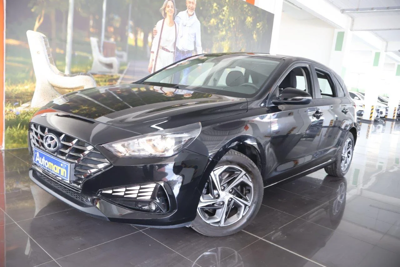 View 1 - Hyundai i 30 - 2022