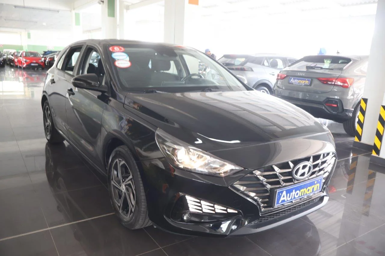 View 4 - Hyundai i 30 - 2022