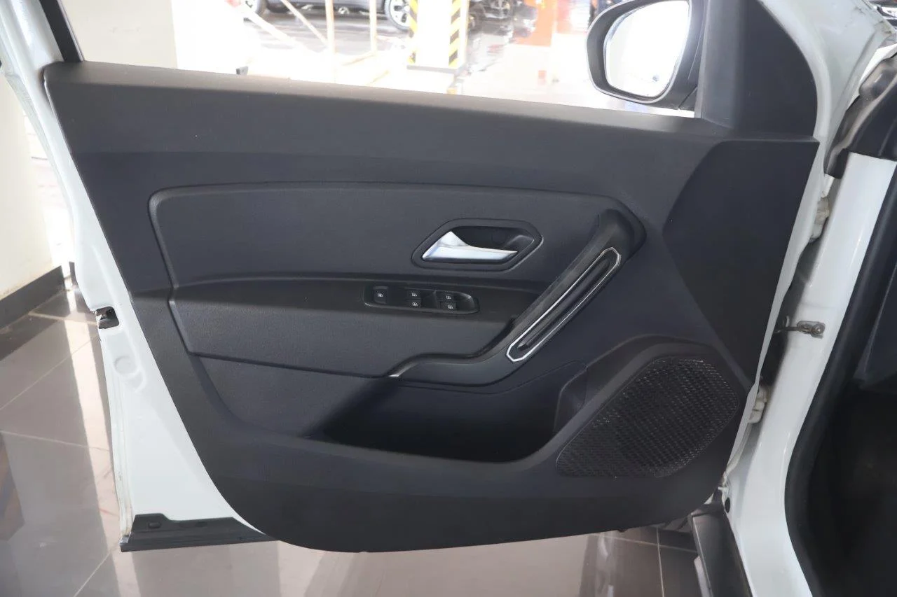 Dacia Duster - View model 33