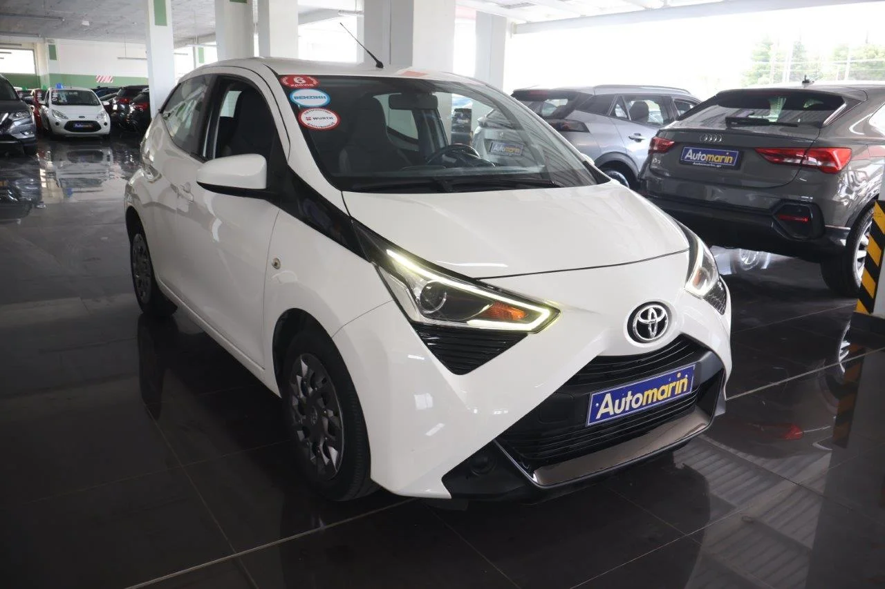 View 4 - Toyota Aygo - 2021