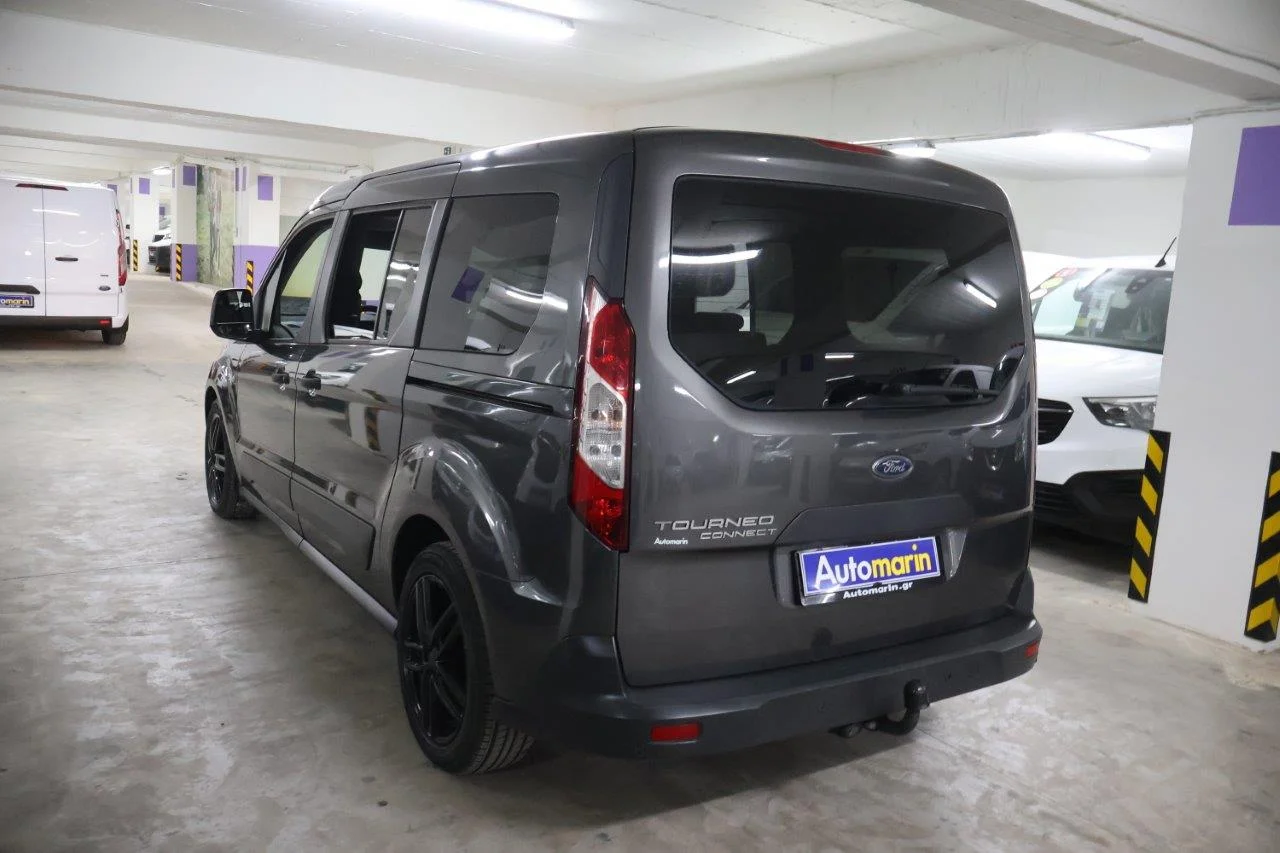 Ford Grand Tourneo - View model 6