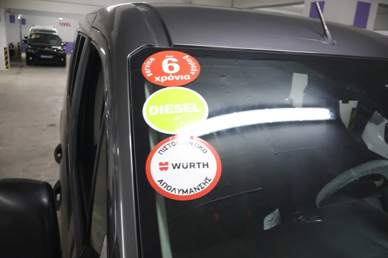 Ford Grand Tourneo - View model 17