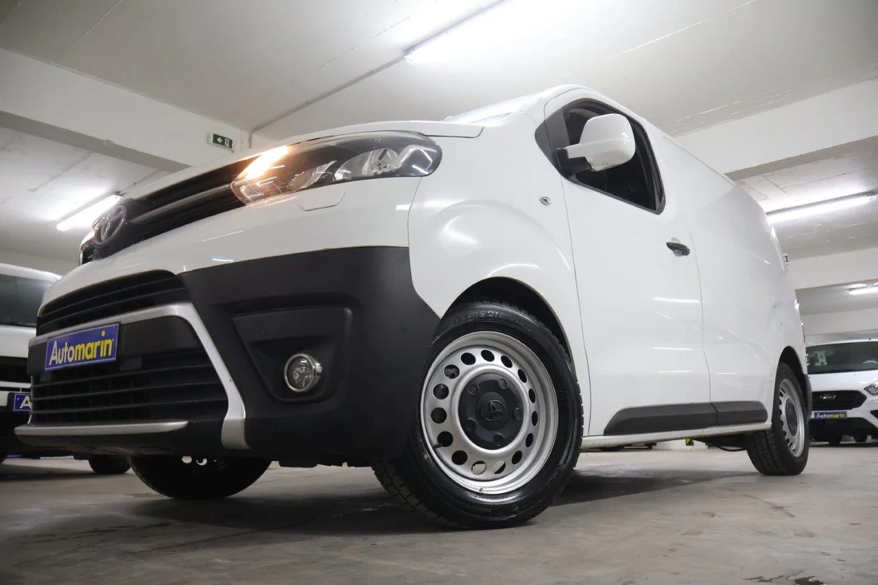 View 2 - Toyota Proace - 2017
