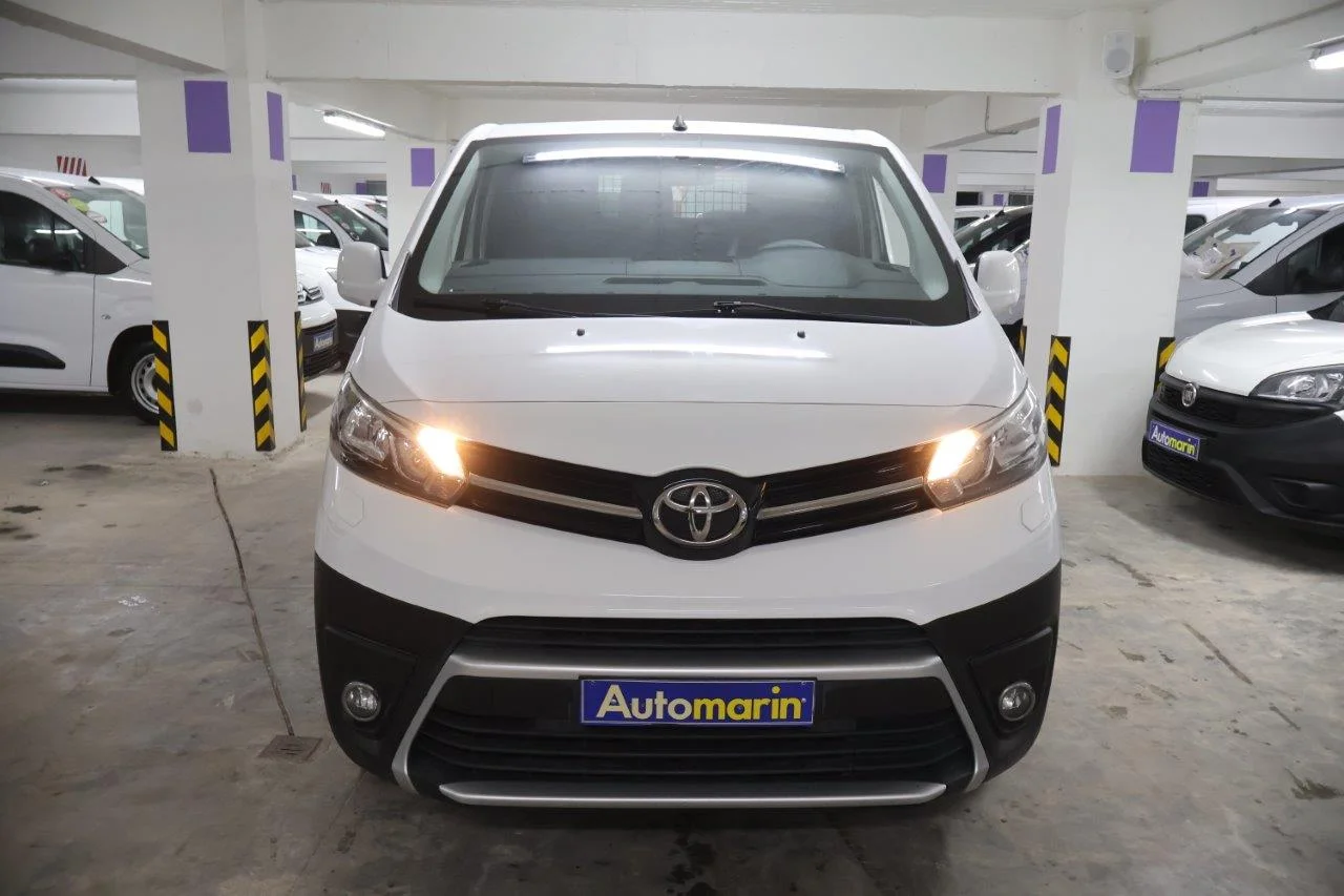 View 3 - Toyota Proace - 2017