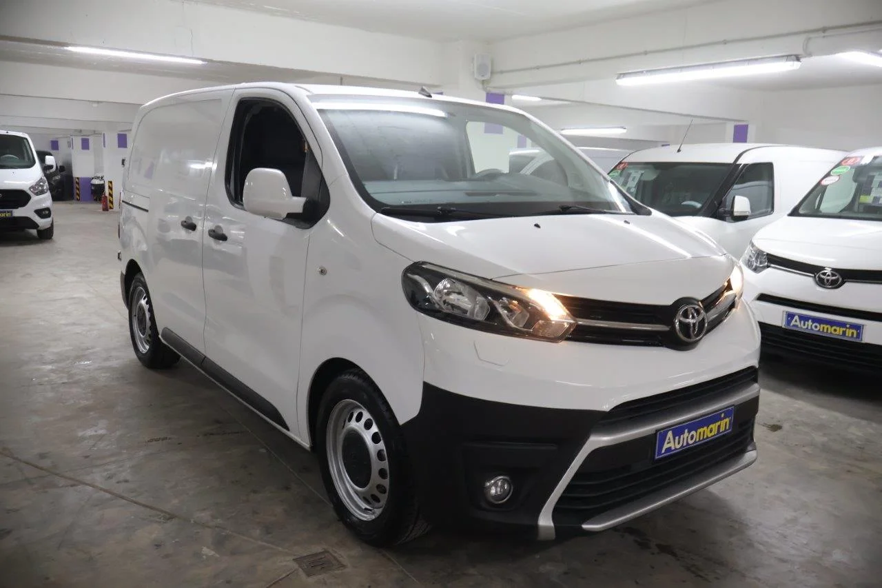 View 4 - Toyota Proace - 2017