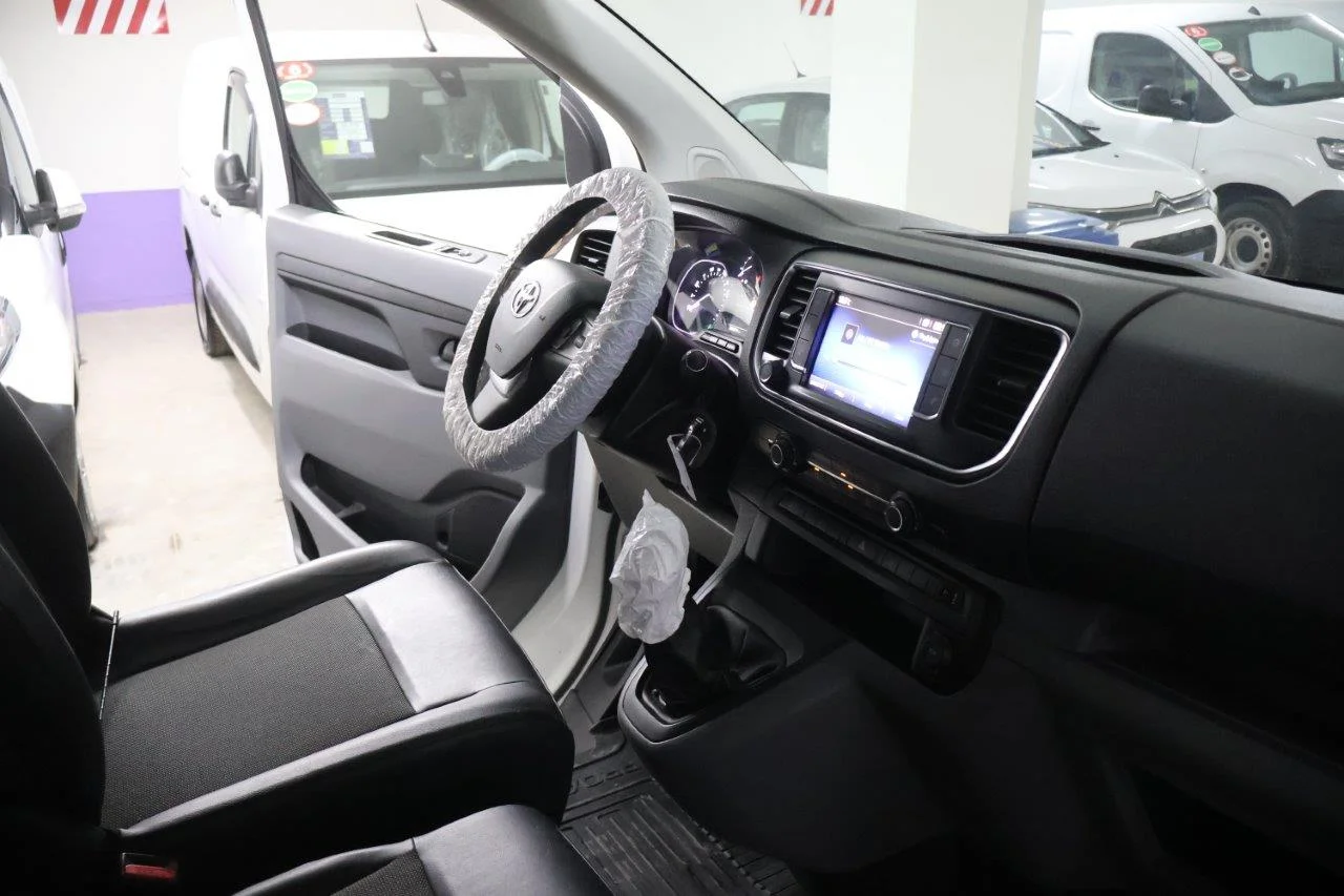 Toyota Proace - View model 36