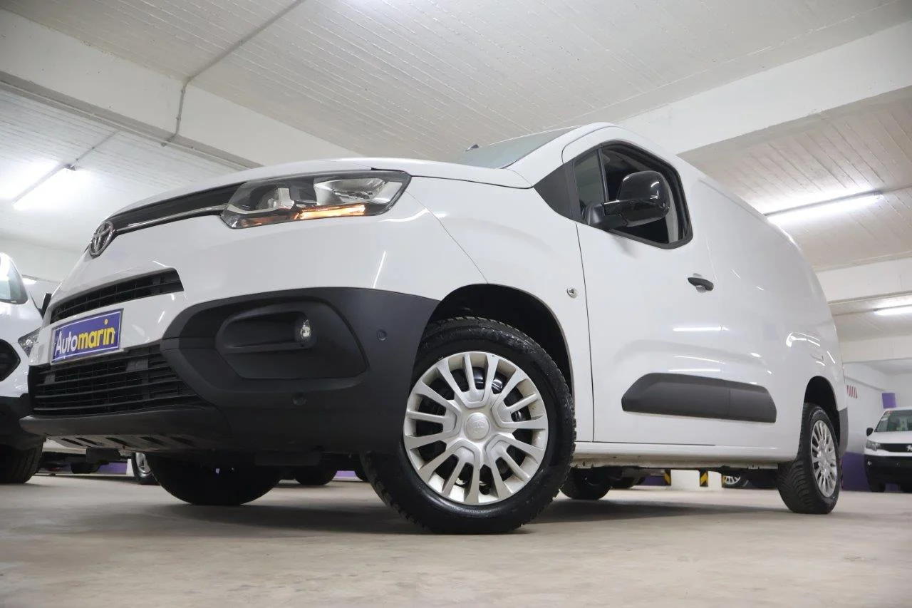 View 2 - Toyota Proace - 2024