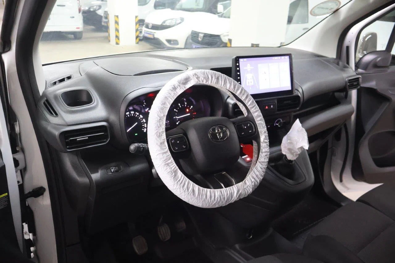 Toyota Proace - View model 28