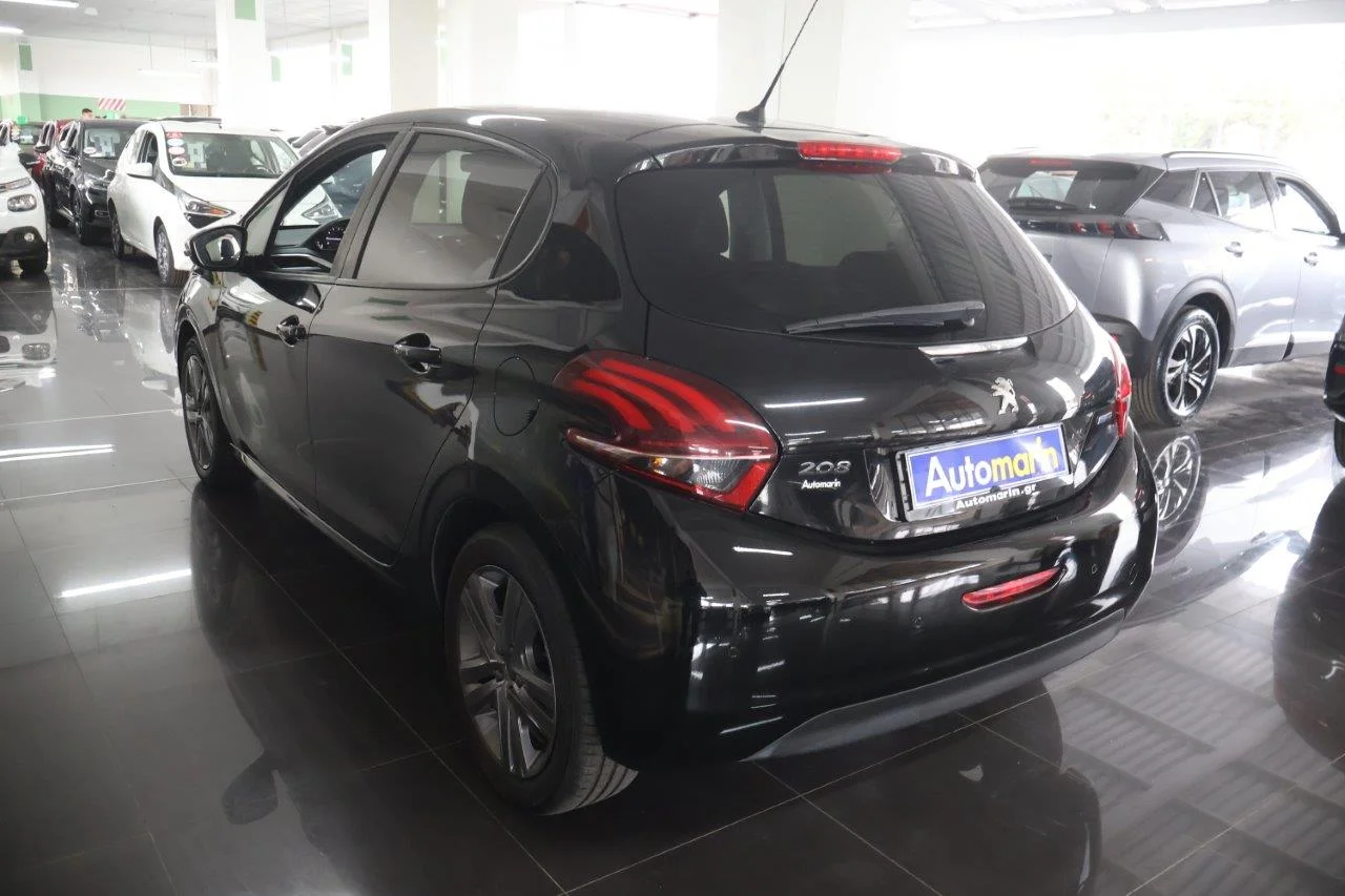 Peugeot 208 - View model 6