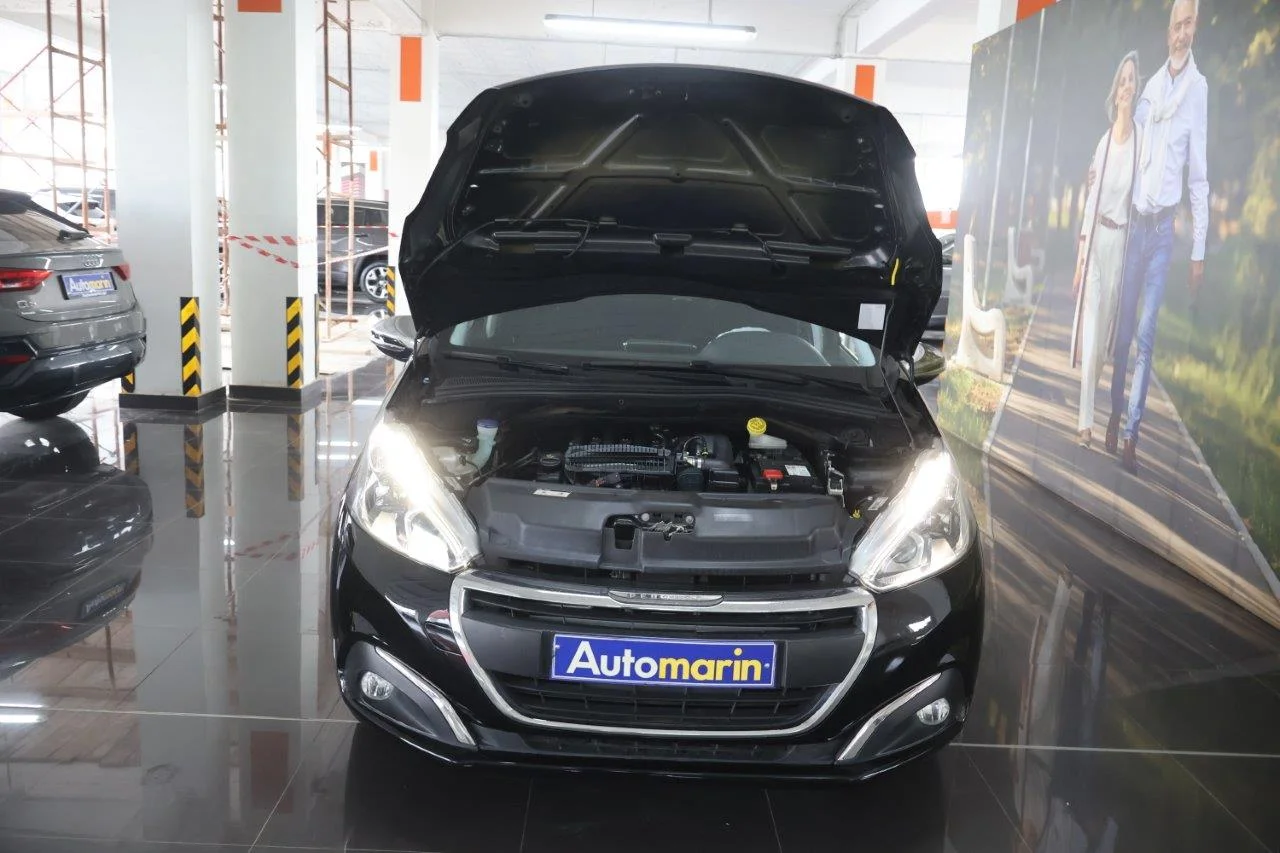 Peugeot 208 - View model 21