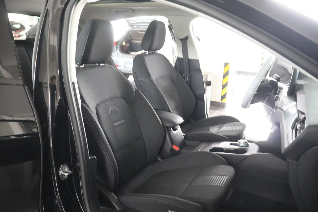 Ford Focus - View model 23