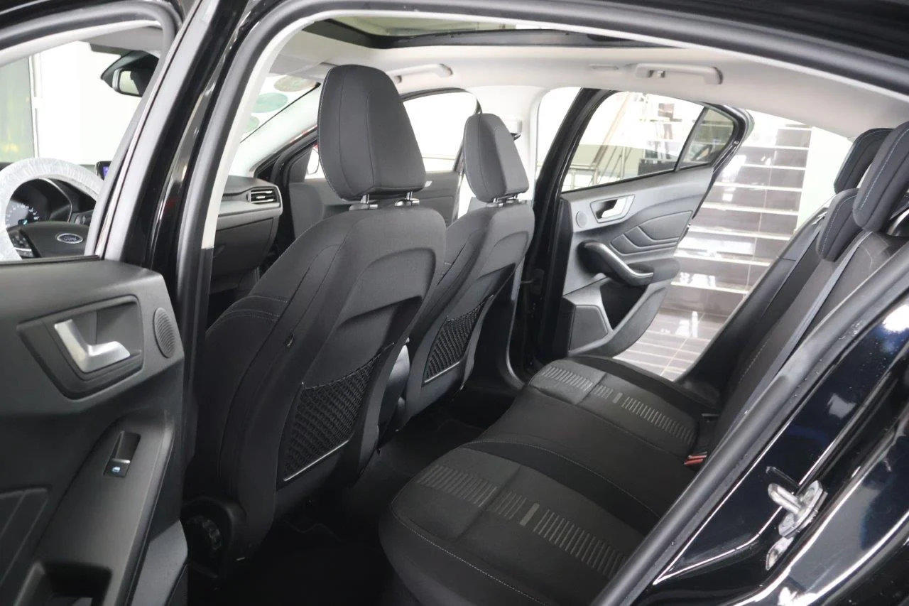Ford Focus - View model 24
