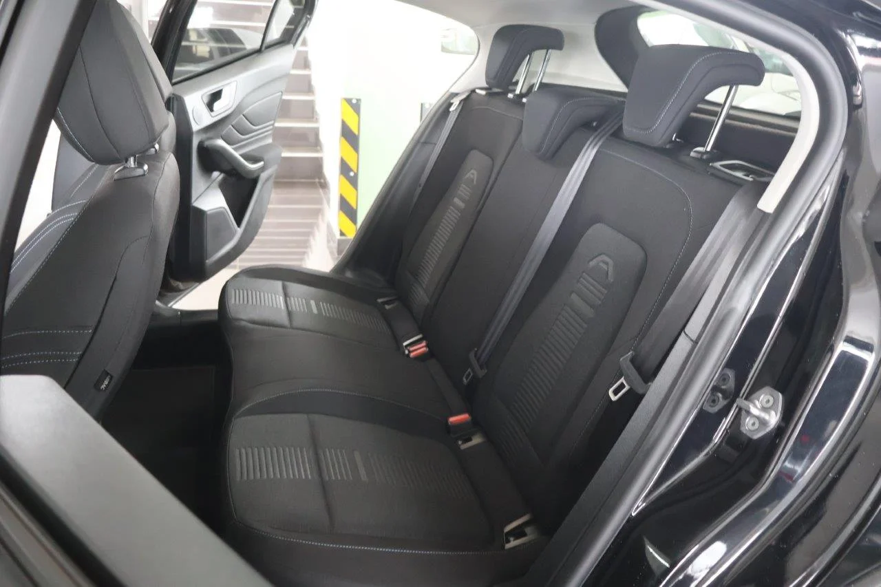 Ford Focus - View model 25