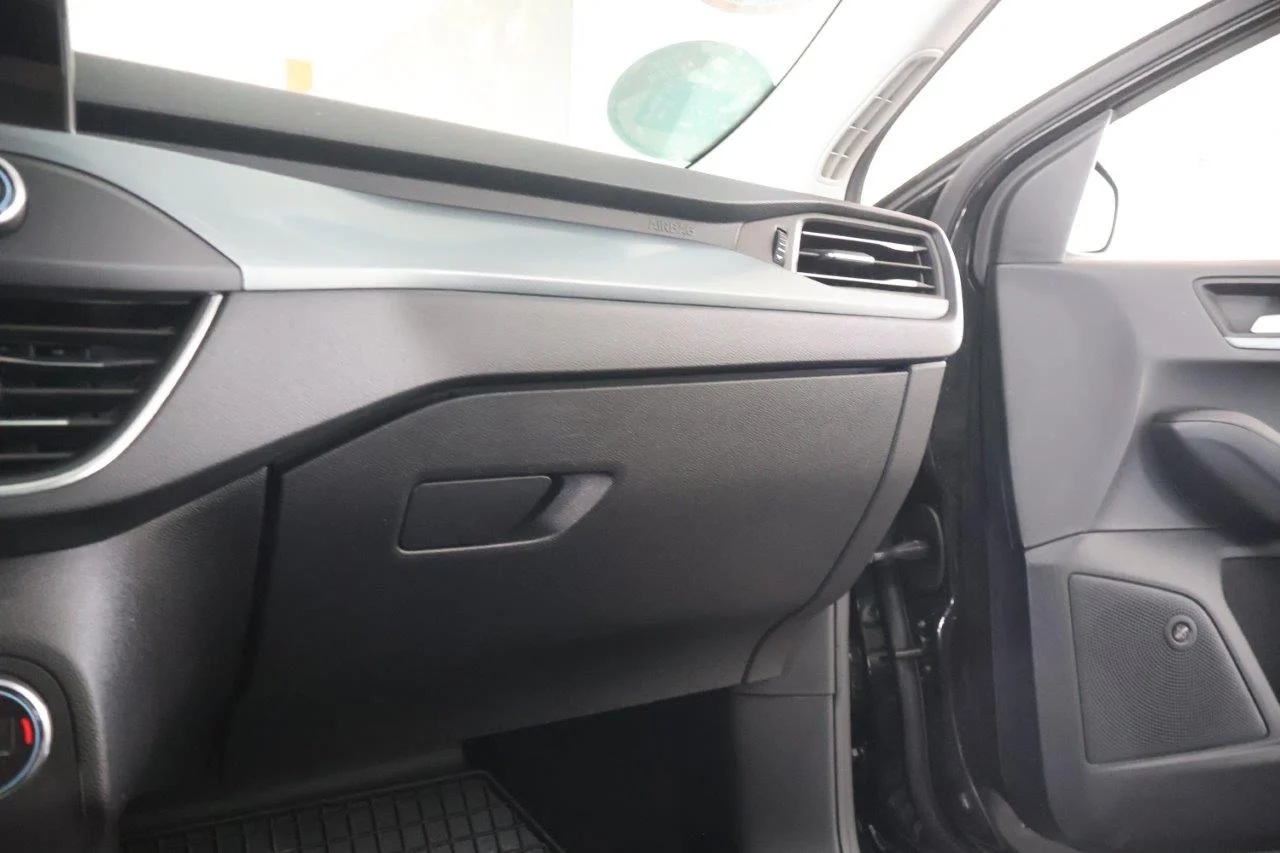 Ford Focus - View model 33