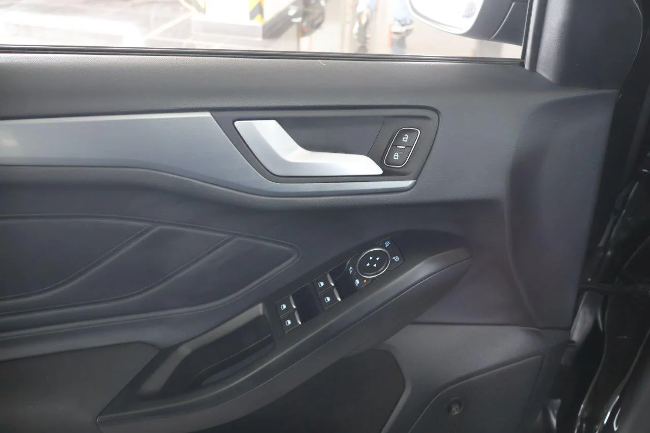 Ford Focus - View model 37