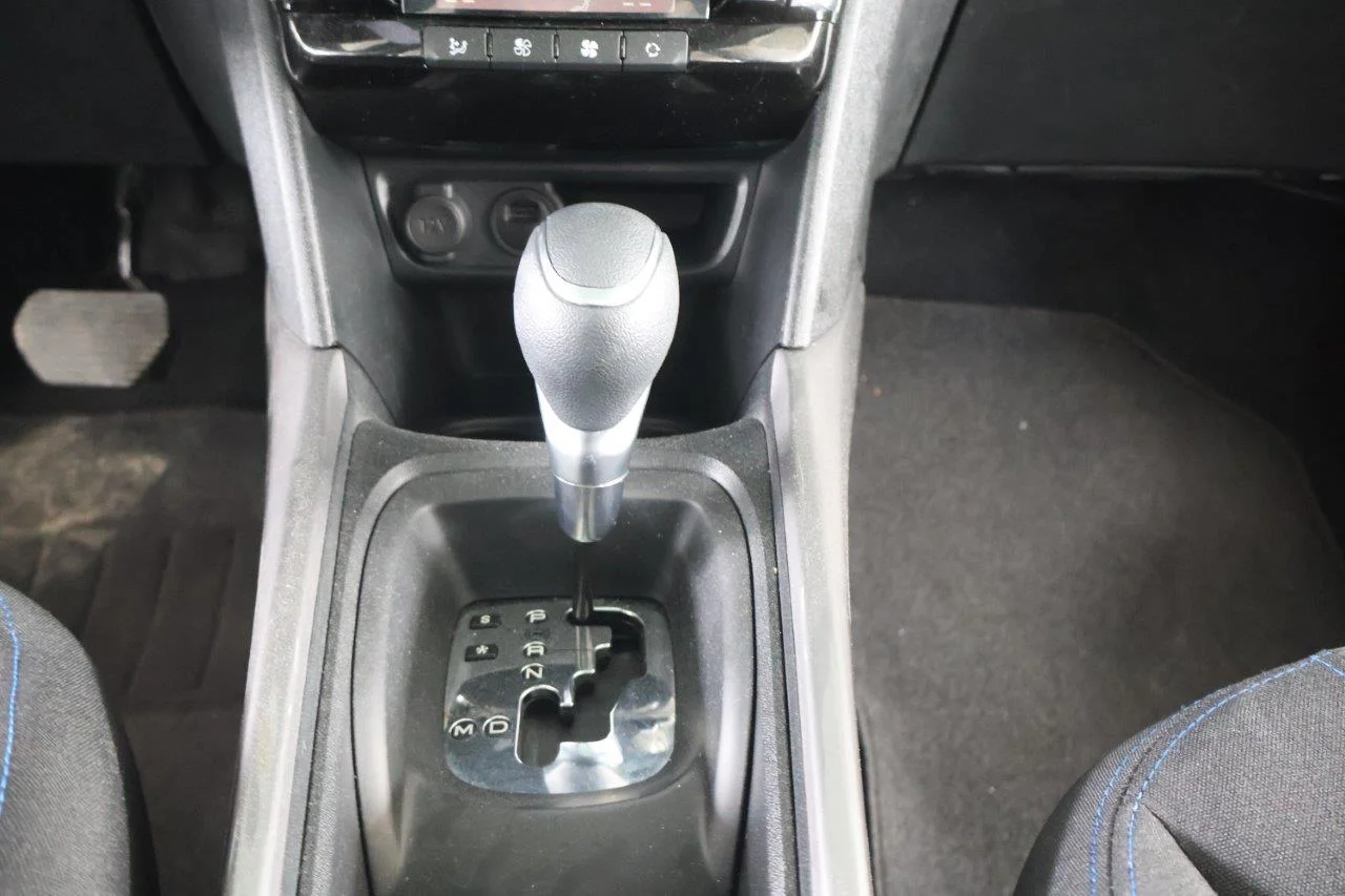 Peugeot 2008 - View model 34