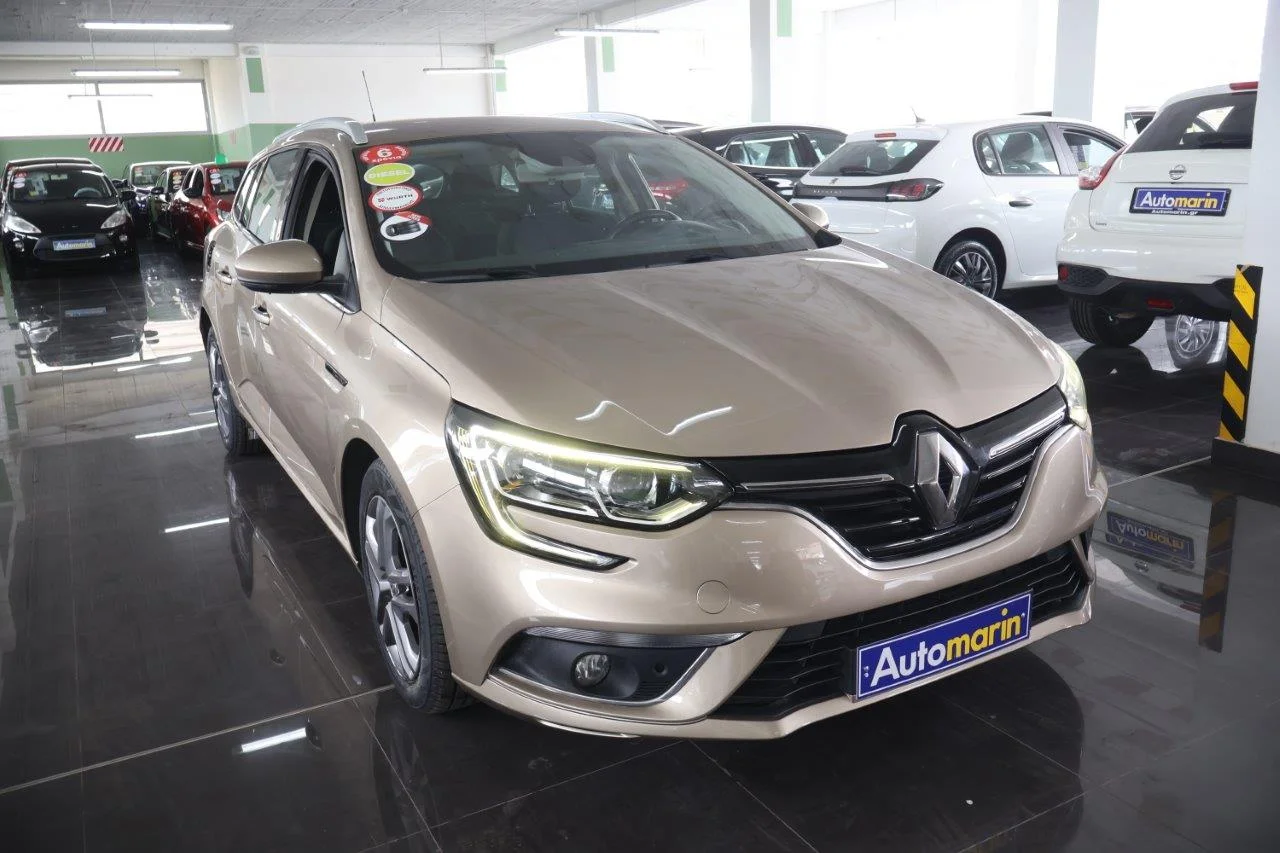 View 4 - Renault Megane - 2018