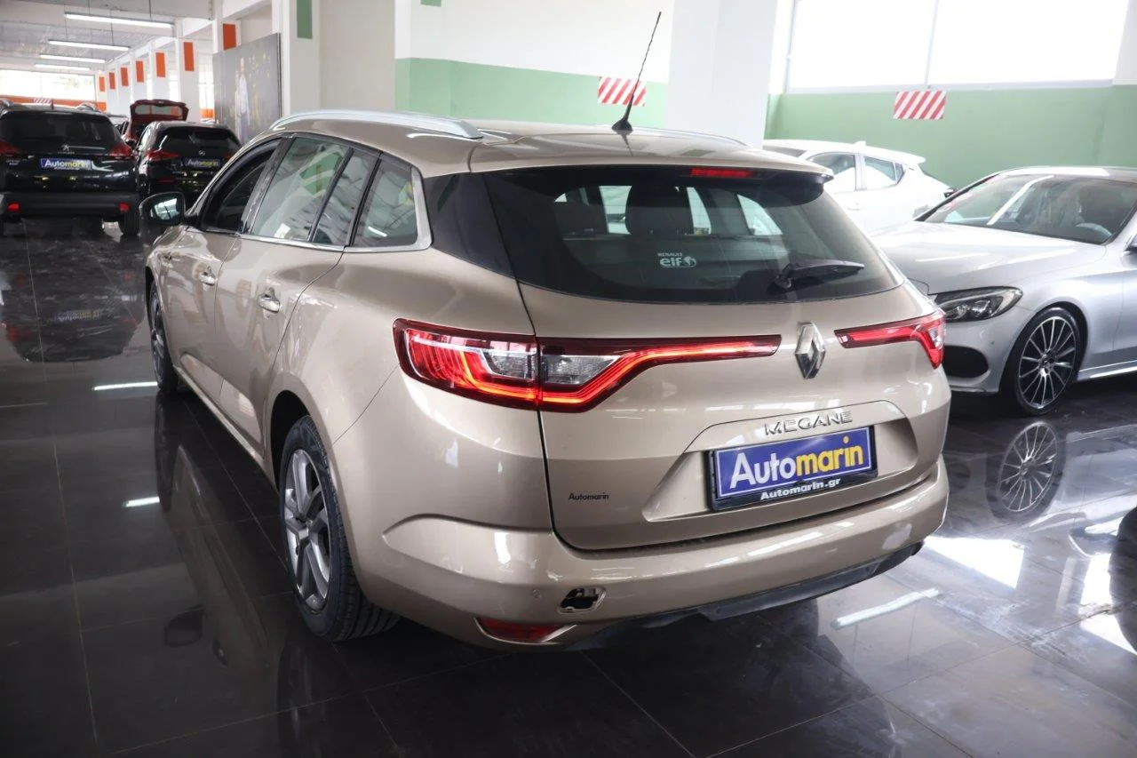 Renault Megane - View model 5