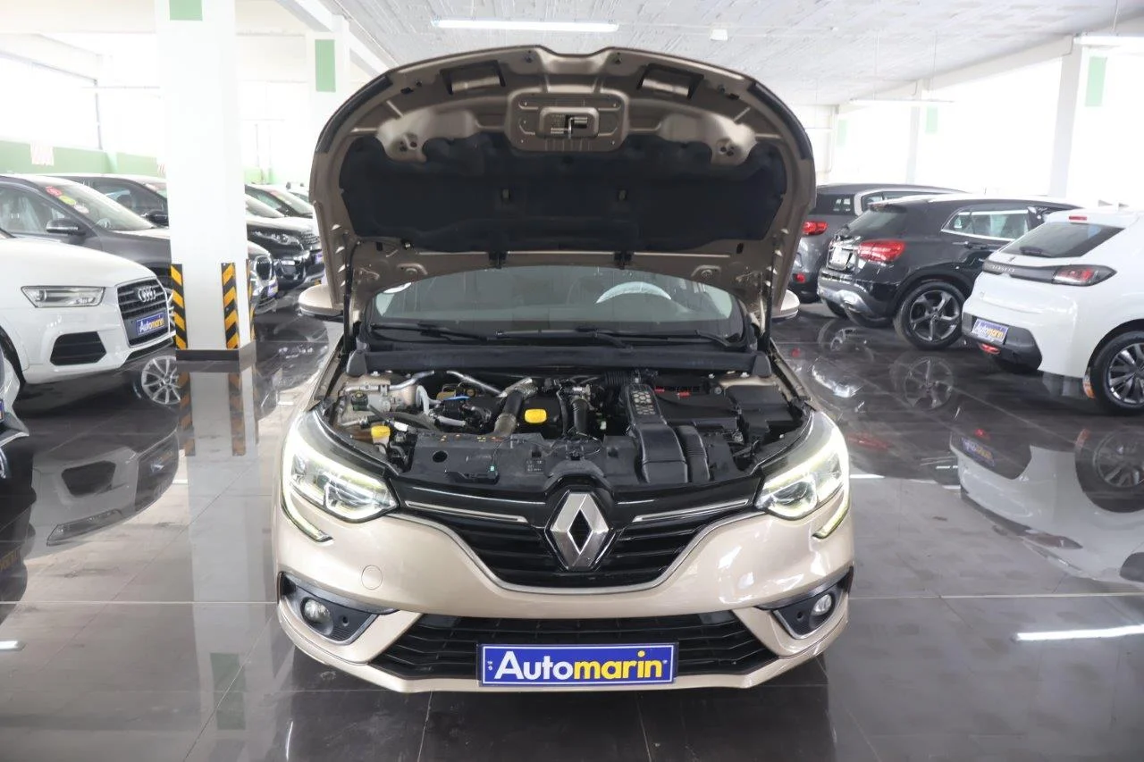 Renault Megane - View model 14