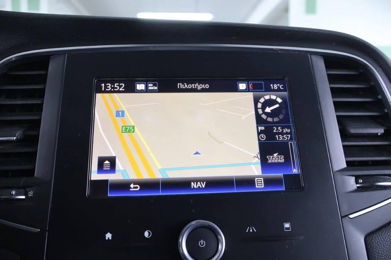 Renault Megane - View model 25