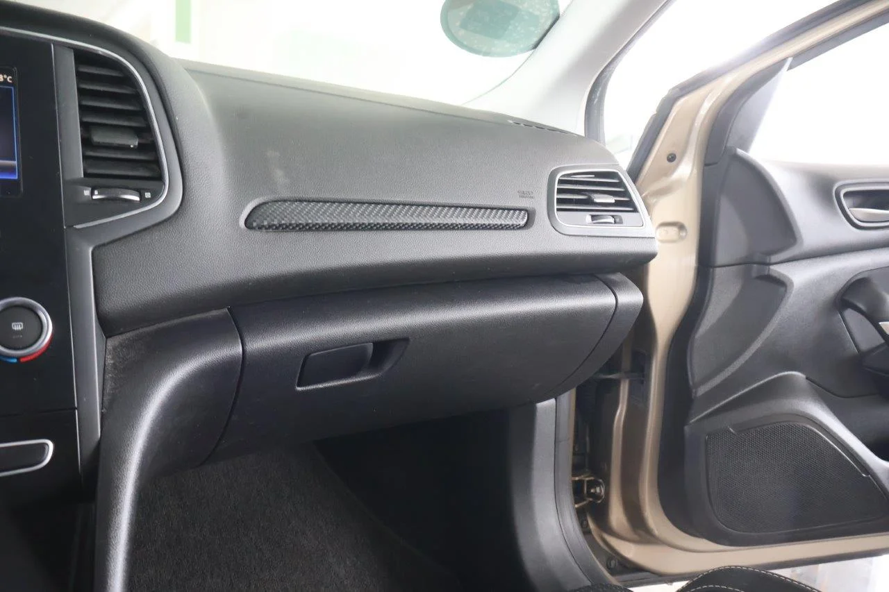 Renault Megane - View model 26