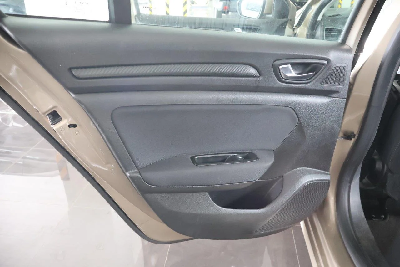 Renault Megane - View model 30