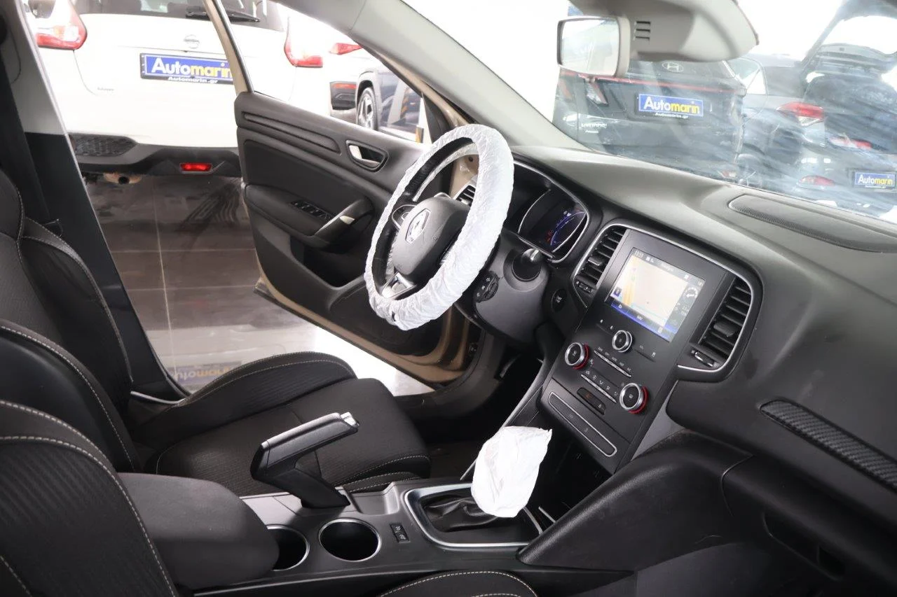 Renault Megane - View model 31