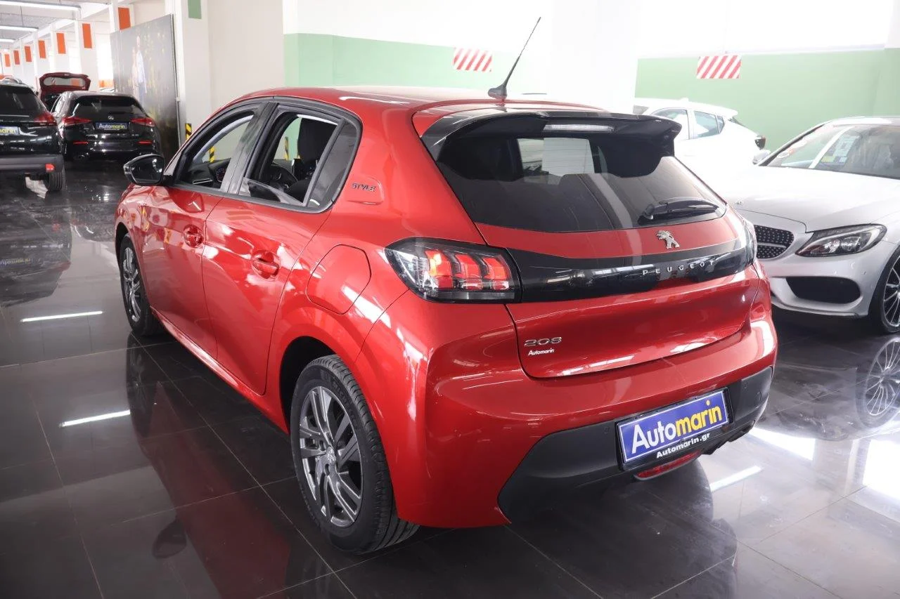 Peugeot 208 - View model 6