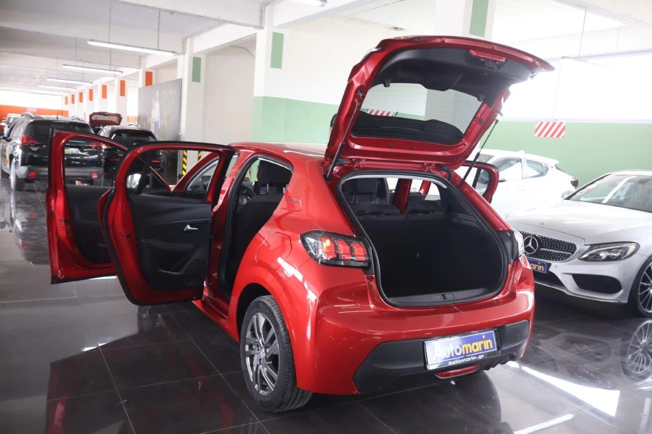 Peugeot 208 - View model 9