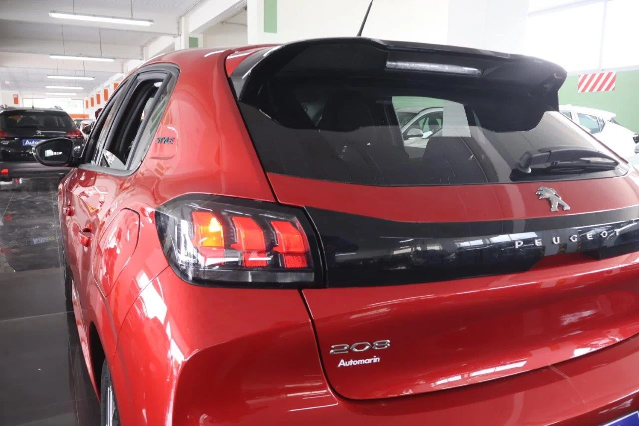 Peugeot 208 - View model 12