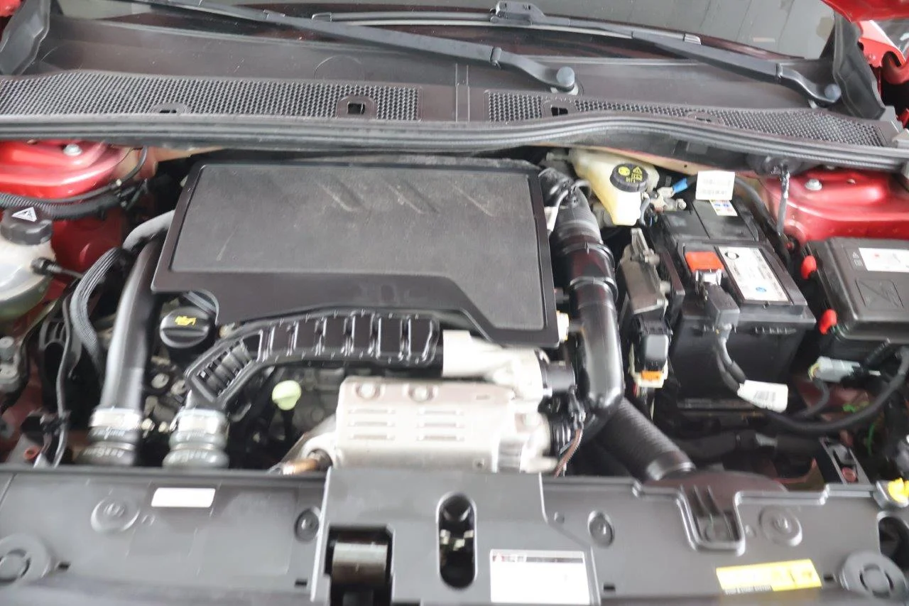 Peugeot 208 - View model 19