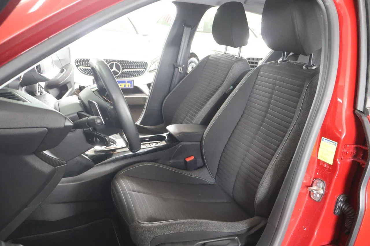 Peugeot 208 - View model 21
