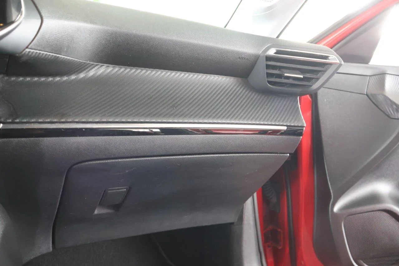 Peugeot 208 - View model 29