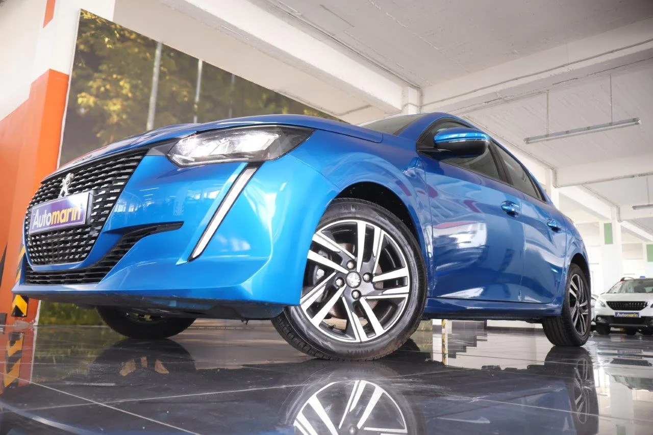 View 3 - Peugeot 208 - 2020