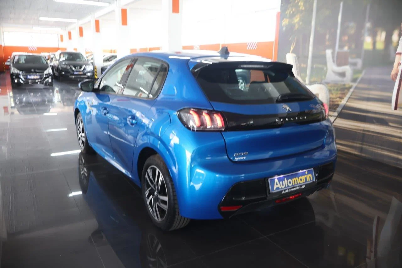 Peugeot 208 - View model 7