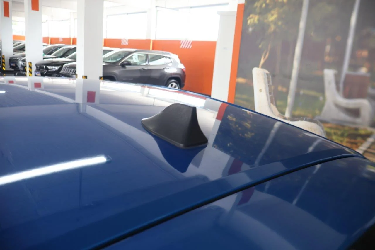 Peugeot 208 - View model 14