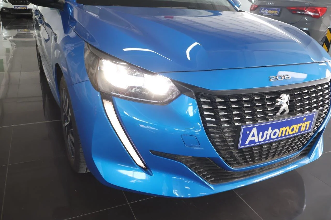 Peugeot 208 - View model 19