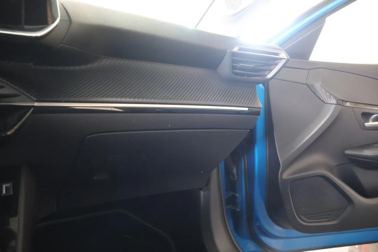 Peugeot 208 - View model 30