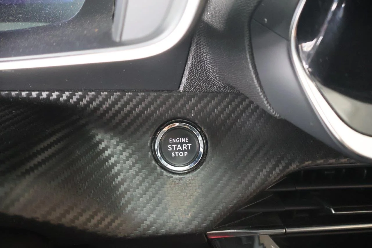 Peugeot 208 - View model 31
