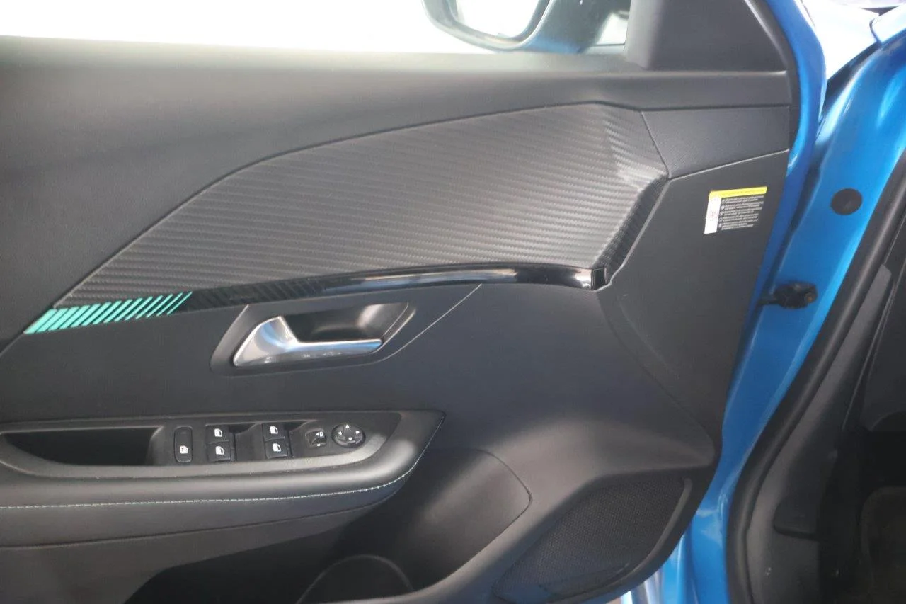 Peugeot 208 - View model 34
