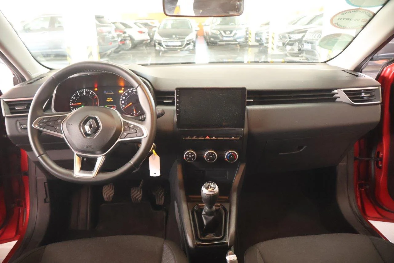View 2 - Renault Clio - 2023