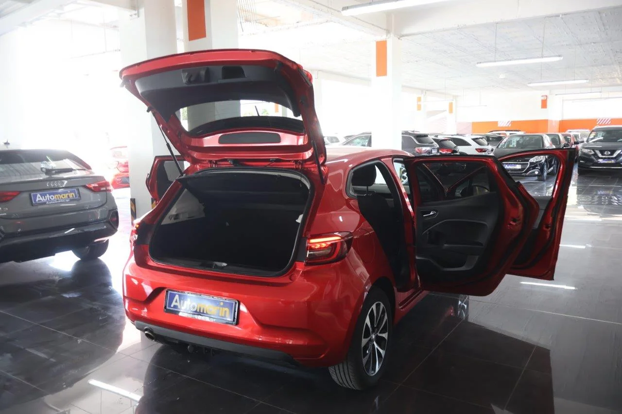 Renault Clio - View model 8