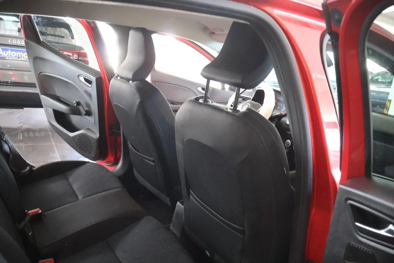 Renault Clio - View model 26