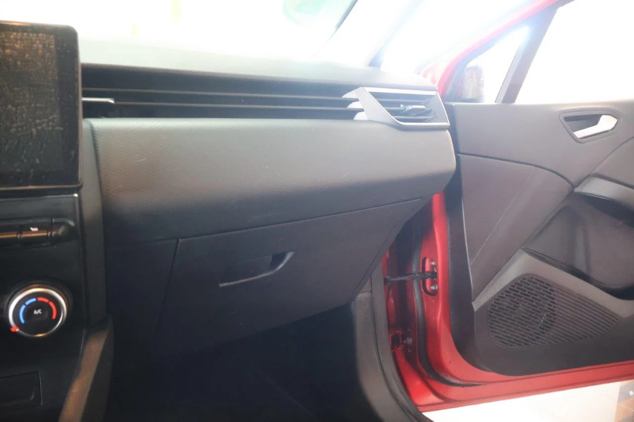 Renault Clio - View model 29