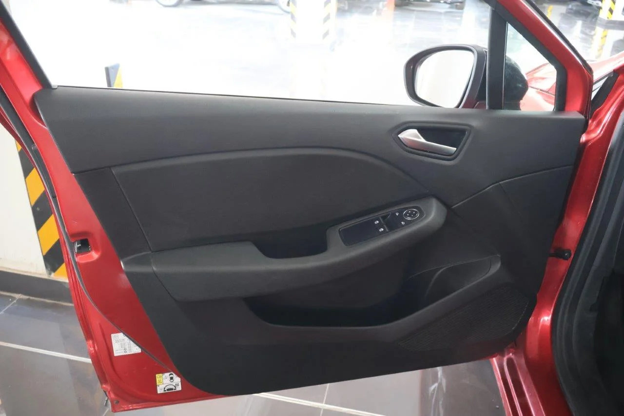 Renault Clio - View model 31