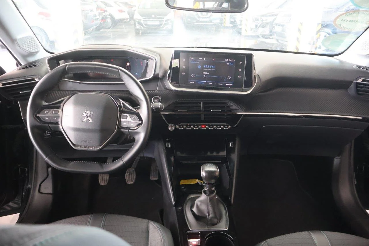 View 2 - Peugeot 208 - 2020