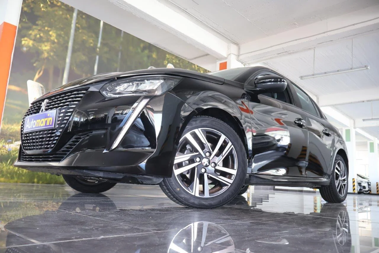 View 3 - Peugeot 208 - 2020