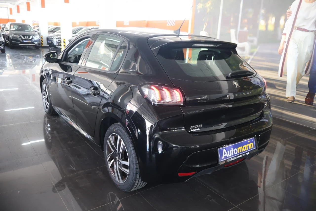 Peugeot 208 - View model 7