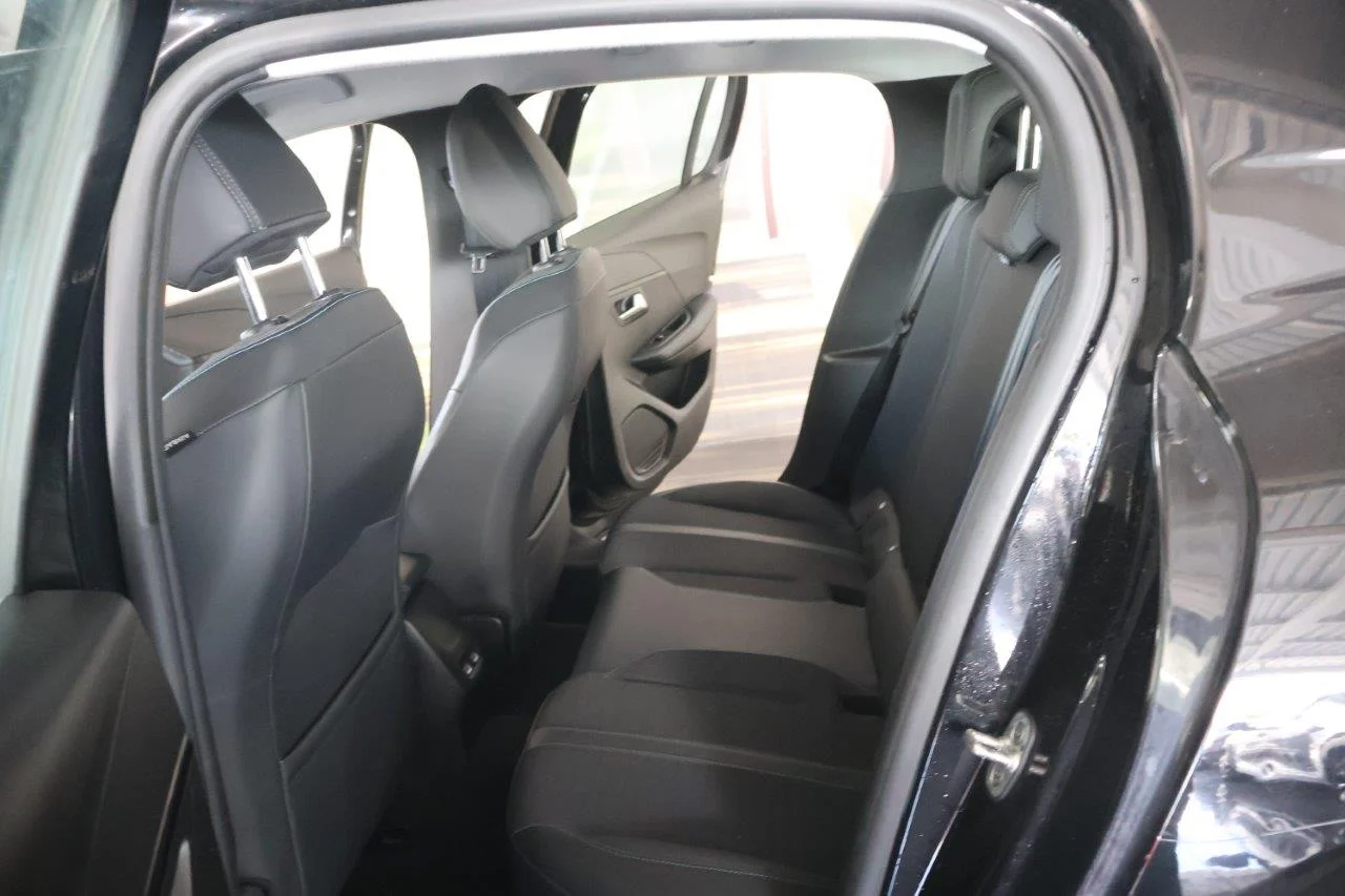 Peugeot 208 - View model 25