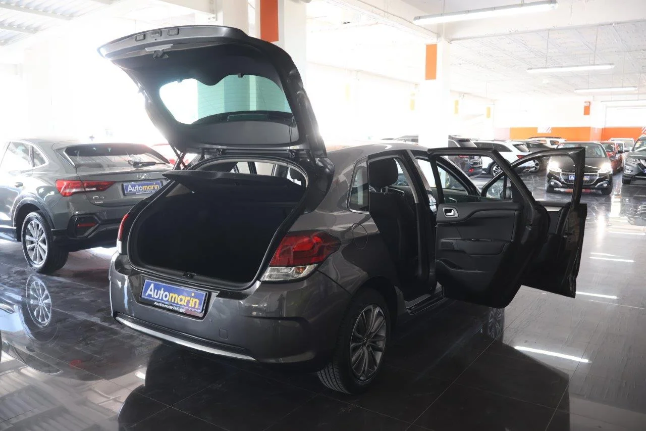 Citroen C4 - View model 8